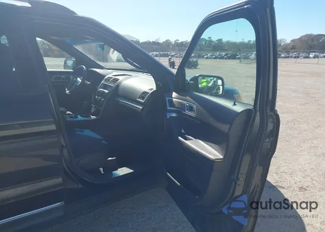 2011 Ford Explorer Xlt z USA, uszkodzony, nr VIN 1FMHK7D81BGA35772